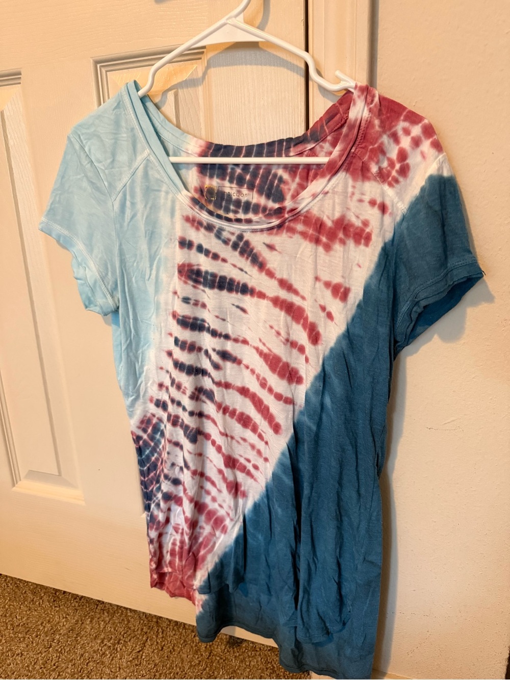 Women’s Tie-Dye Short Sleeve Tee in Blue, Red & White